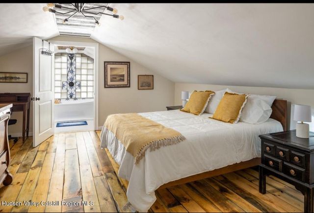 41 N Franklin Street, Athens, NY 12015