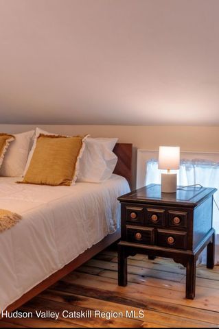 41 N Franklin Street, Athens, NY 12015