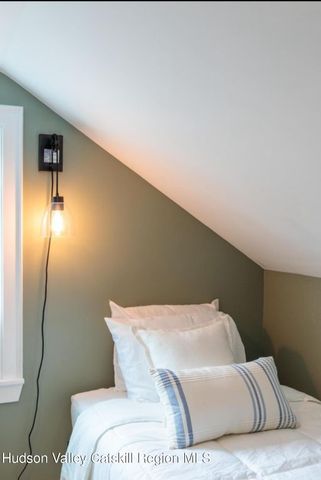 41 N Franklin Street, Athens, NY 12015