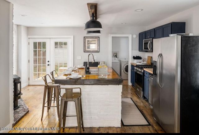 41 N Franklin Street, Athens, NY 12015