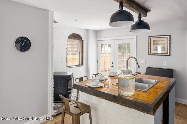 41 N Franklin Street, Athens, NY 12015