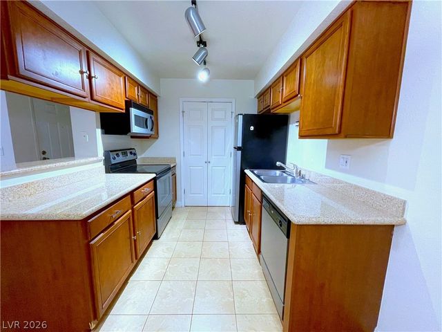 3135 South Mojave Road 156, Las Vegas, NV 89121