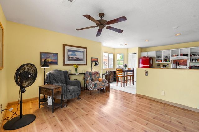 7541 Mackenzie Drive NE, Rio Rancho, NM 87144