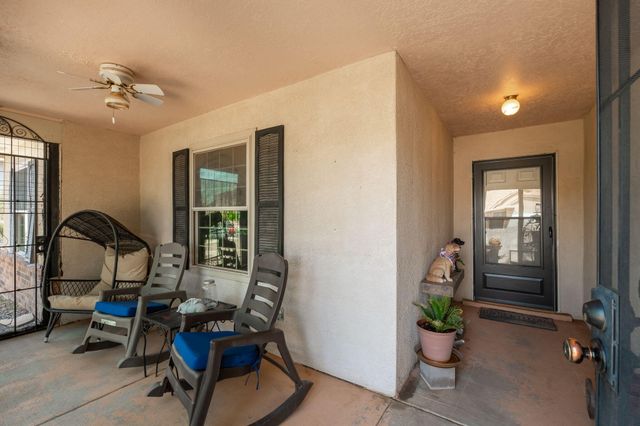 7541 Mackenzie Drive NE, Rio Rancho, NM 87144