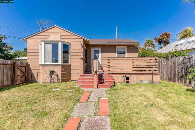 5526 Carl Ave, Richmond, CA 94804