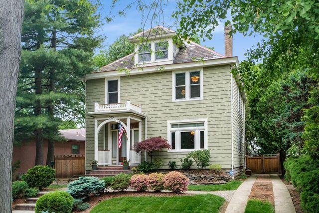 105 N Roosevelt Avenue, Bexley, OH 43209