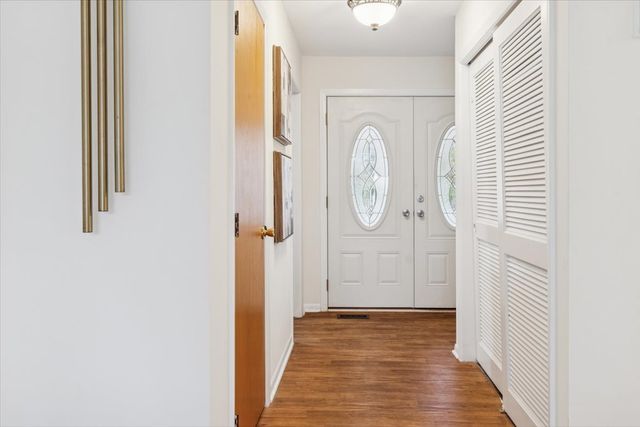 25W125 Lacey Avenue, Naperville, IL 60563