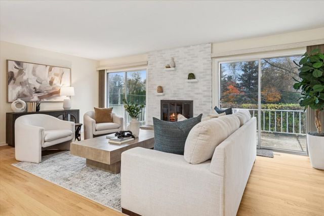 25W125 Lacey Avenue, Naperville, IL 60563