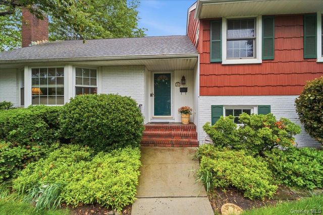 8 Prospect Avenue, Garden City, NY 11530