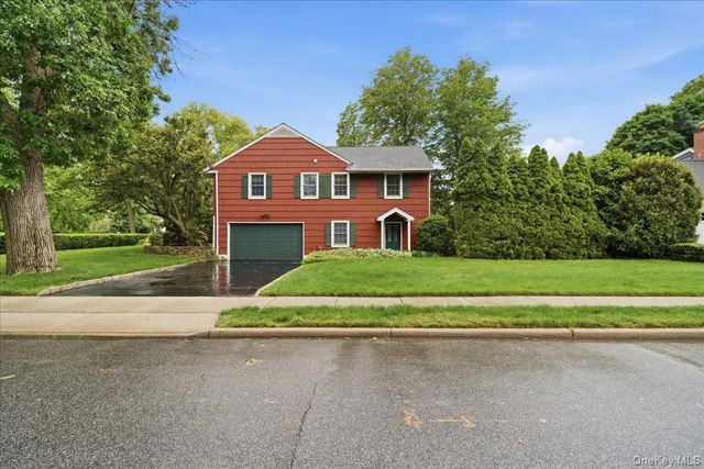 8 Prospect Avenue, Garden City, NY 11530