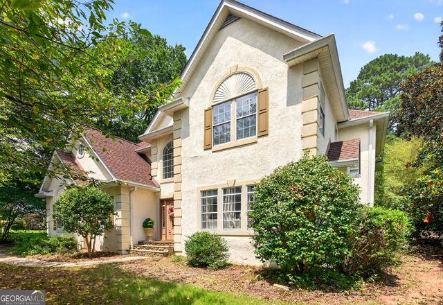 15 French Village Boulevard, Sharpsburg, GA 30277