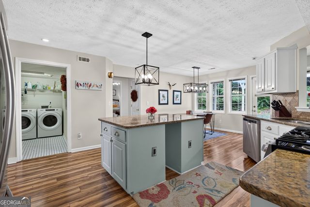 15 French Village Boulevard, Sharpsburg, GA 30277