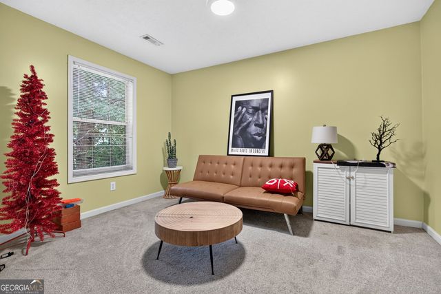 15 French Village Boulevard, Sharpsburg, GA 30277