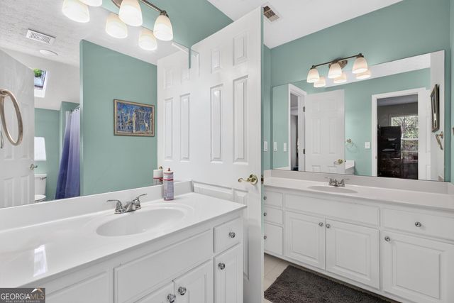 15 French Village Boulevard, Sharpsburg, GA 30277