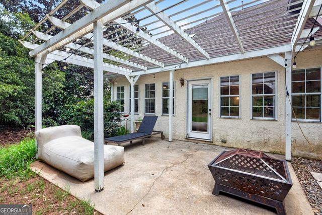 15 French Village Boulevard, Sharpsburg, GA 30277