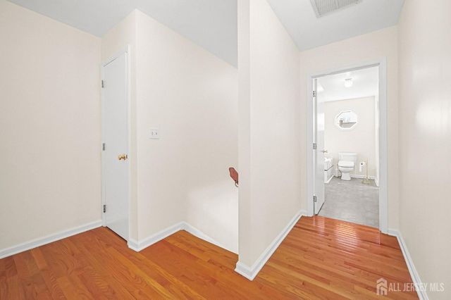 106 Chingarora Avenue, Keyport, NJ 07735