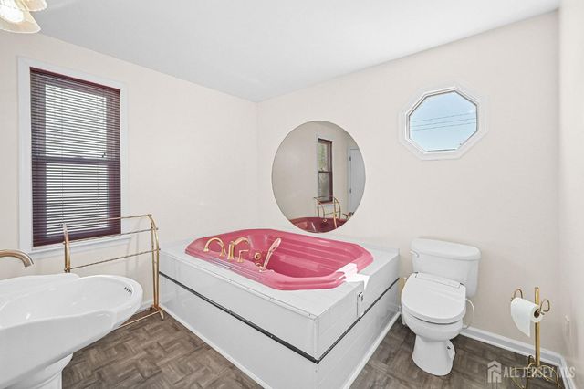 106 Chingarora Avenue, Keyport, NJ 07735