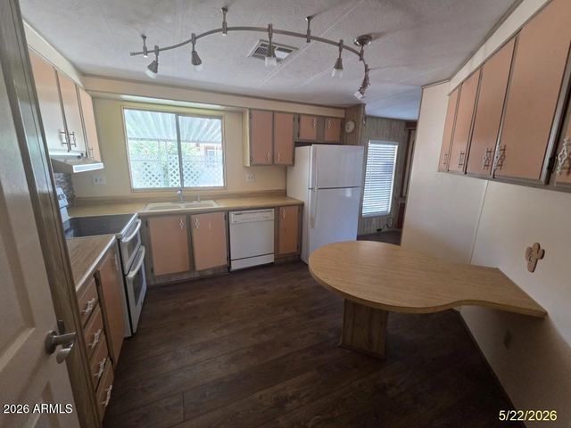 3714 N MONTANA Avenue, Florence, AZ 85132