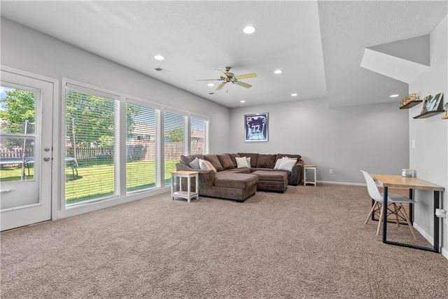 1114 Crimson Lane, Liberty, MO 64068