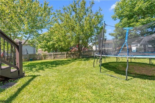 1114 Crimson Lane, Liberty, MO 64068