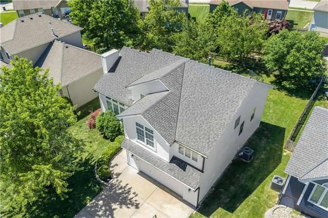 1114 Crimson Lane, Liberty, MO 64068