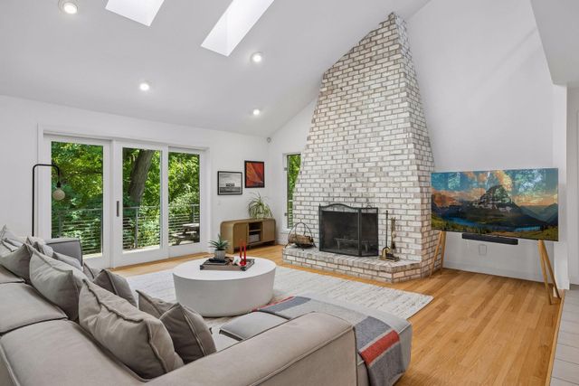 13001 Brenwood Trail, Minnetonka, MN 55343