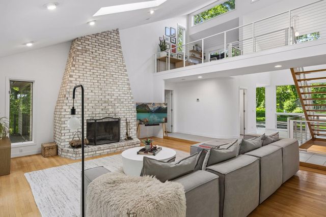 13001 Brenwood Trail, Minnetonka, MN 55343