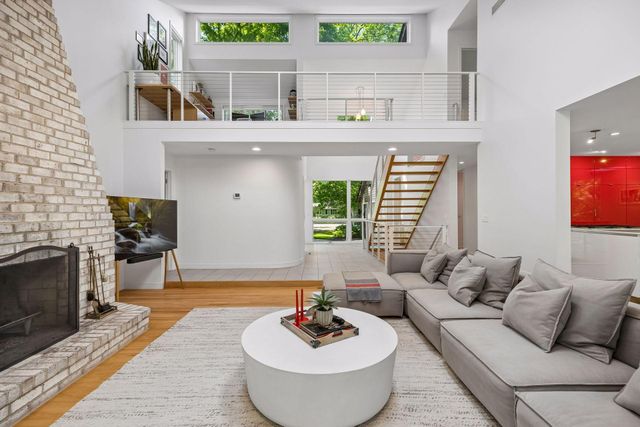 13001 Brenwood Trail, Minnetonka, MN 55343