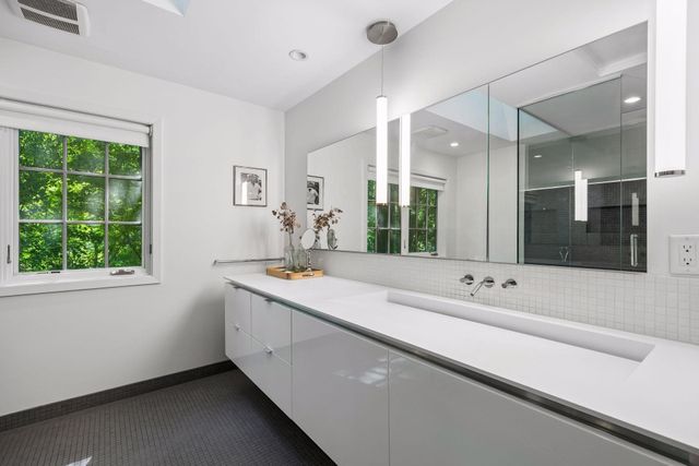 13001 Brenwood Trail, Minnetonka, MN 55343