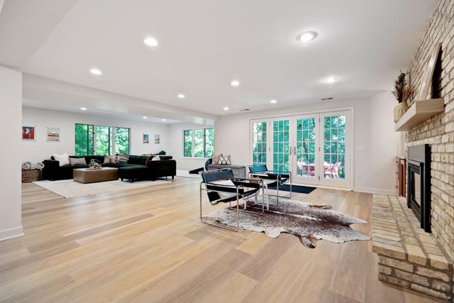 13001 Brenwood Trail, Minnetonka, MN 55343