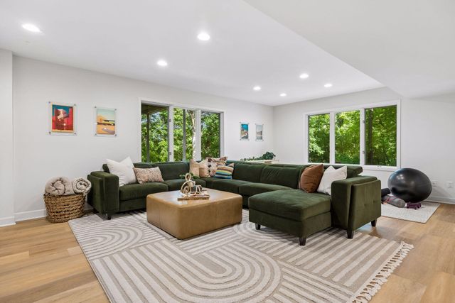 13001 Brenwood Trail, Minnetonka, MN 55343