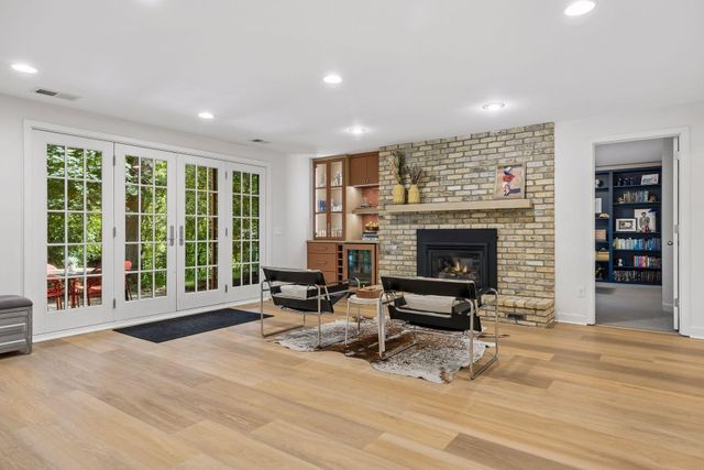 13001 Brenwood Trail, Minnetonka, MN 55343