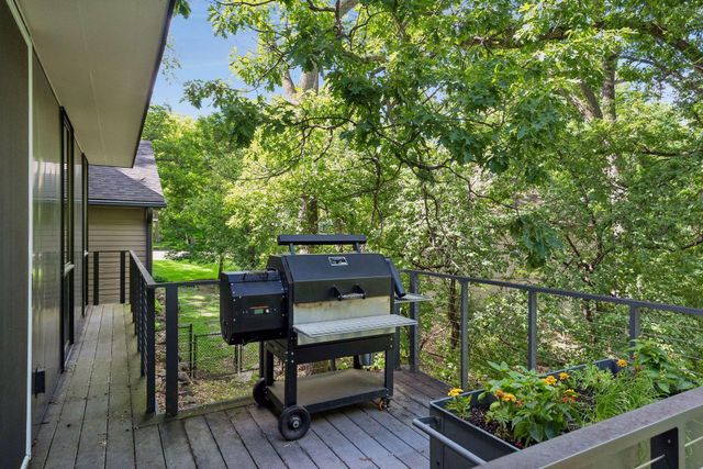 13001 Brenwood Trail, Minnetonka, MN 55343