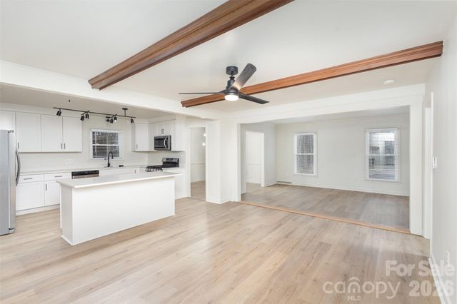 1627 Bonnie Lane, Charlotte, NC 28213