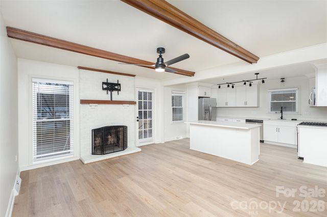 1627 Bonnie Lane, Charlotte, NC 28213