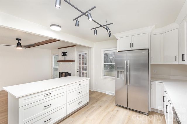 1627 Bonnie Lane, Charlotte, NC 28213