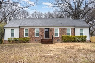 1627 Bonnie Lane, Charlotte, NC 28213
