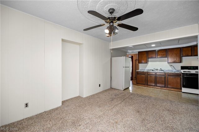 142 Parmely Avenue, Elyria, OH 44035