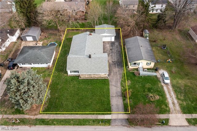 142 Parmely Avenue, Elyria, OH 44035