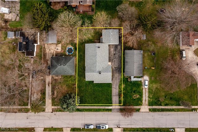 142 Parmely Avenue, Elyria, OH 44035