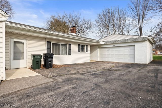 142 Parmely Avenue, Elyria, OH 44035