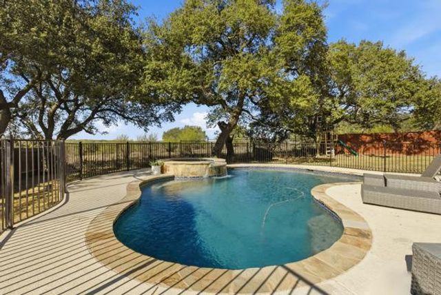 464 Monahans DR, Georgetown, TX 78628