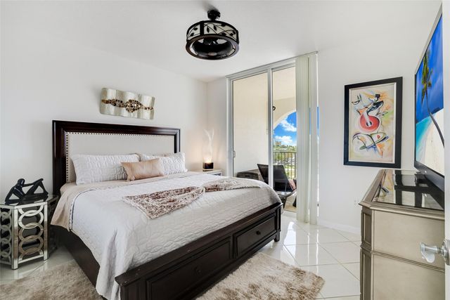 191 SE 20th Avenue 614, Deerfield Beach, FL 33441