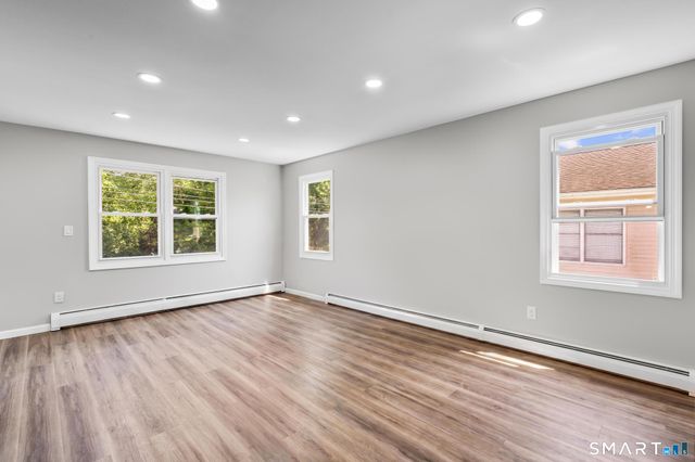 25 Elizabeth Street, Ansonia, CT 06401