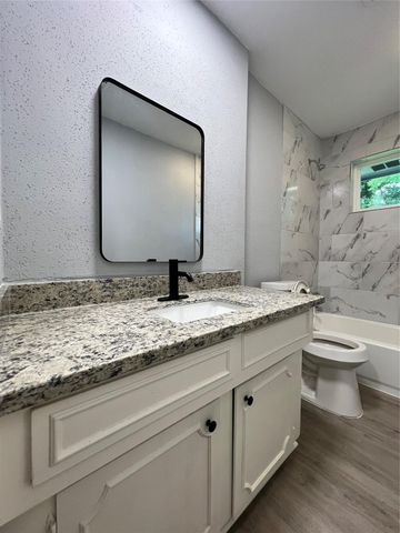 1902 Bunzel Street, Houston, TX 77088