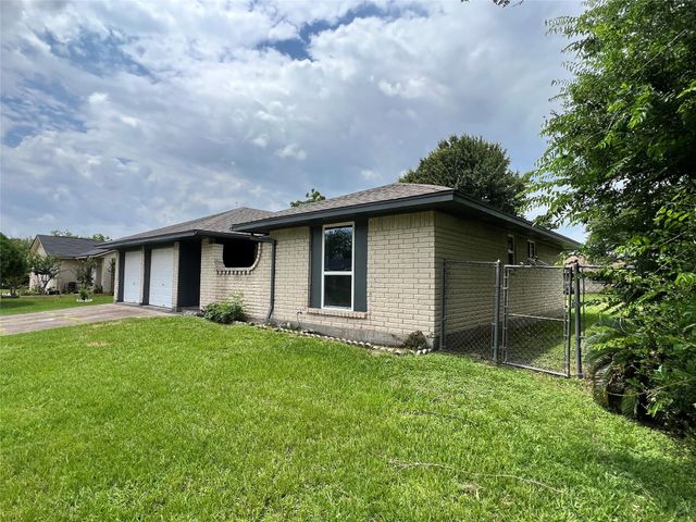 1902 Bunzel Street, Houston, TX 77088