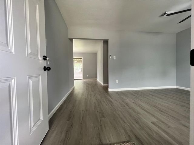 1902 Bunzel Street, Houston, TX 77088