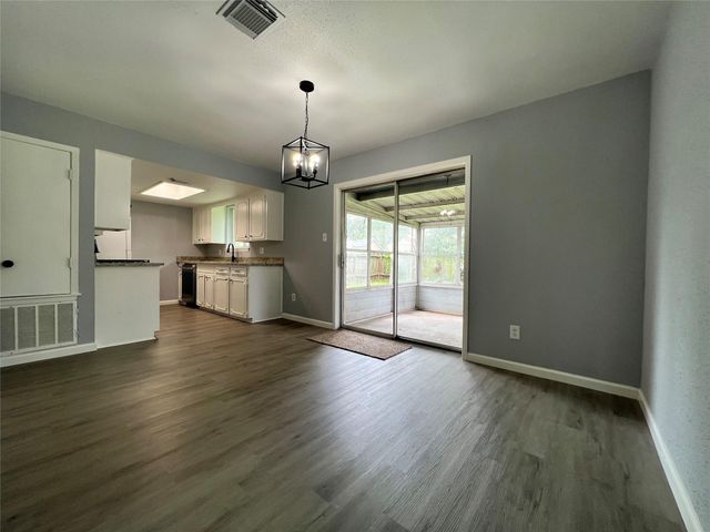 1902 Bunzel Street, Houston, TX 77088