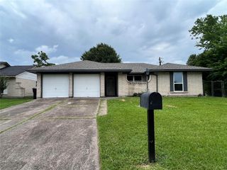 1902 Bunzel Street, Houston, TX 77088