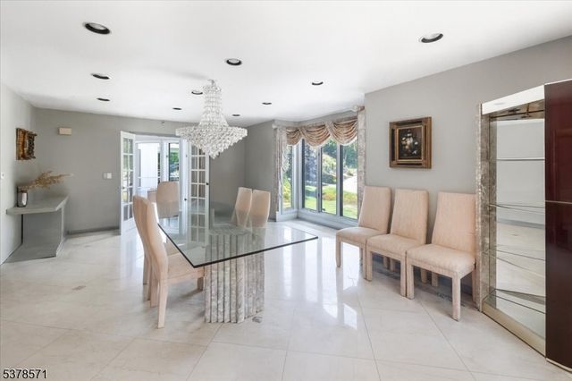 215 Eileen Dr, Cedar Grove Twp., NJ 07009
